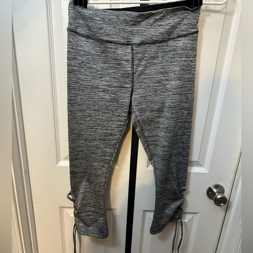 Maurice’s 3/4 Leggings